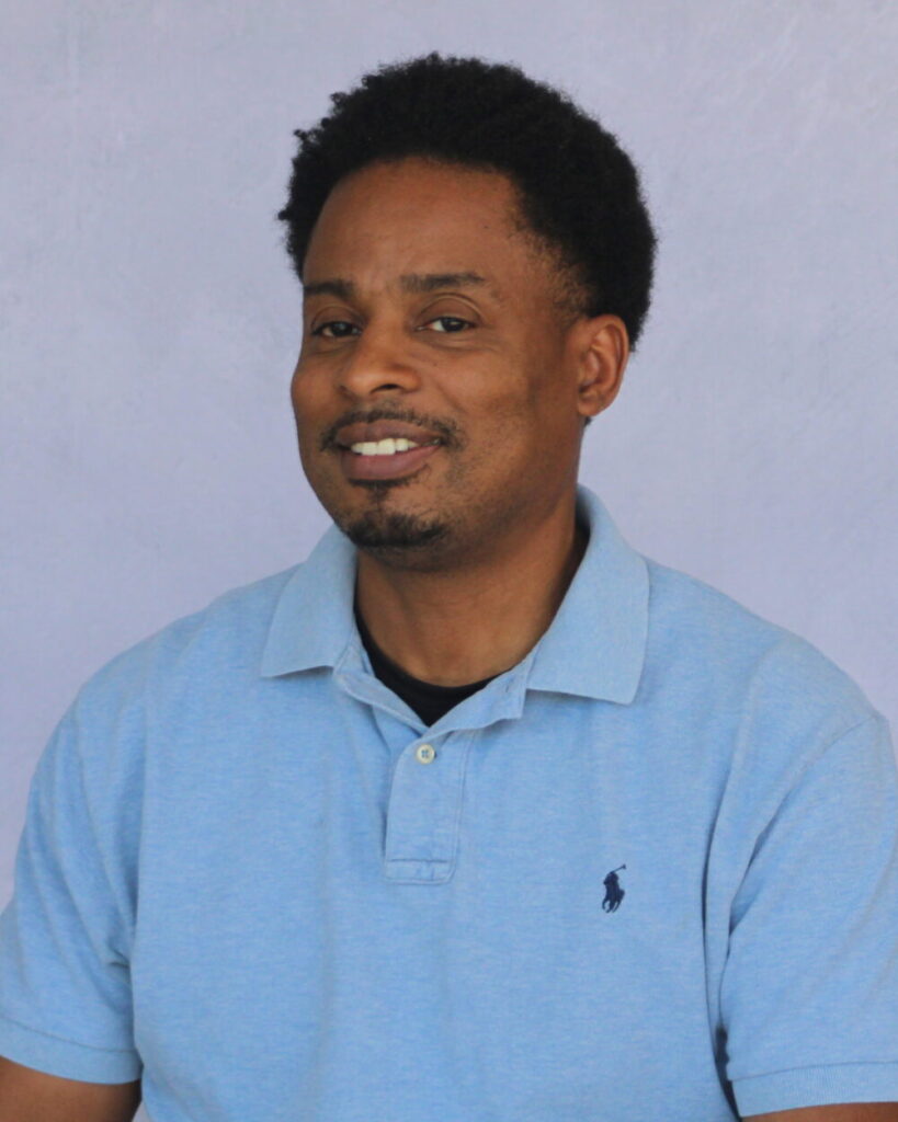 Headshot of Robert Eckford